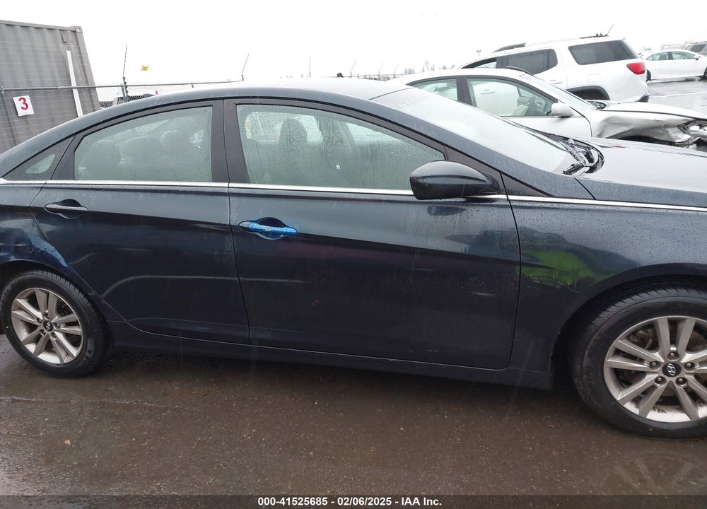 2013 HYUNDAI SONATA GLS VIN: 5NPEB4ACXDH595982