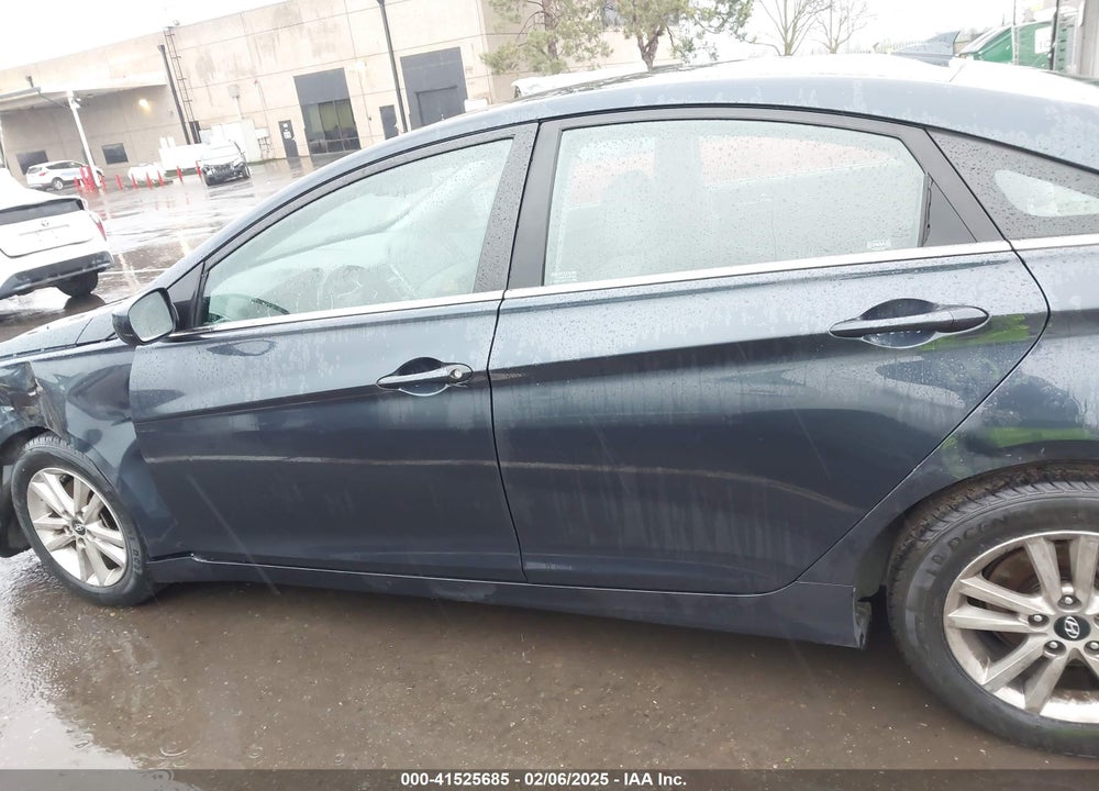 2013 HYUNDAI SONATA GLS VIN: 5NPEB4ACXDH595982