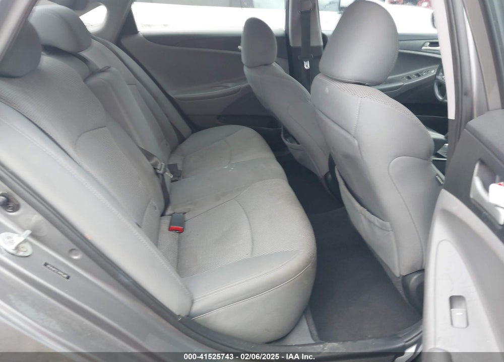 2014 HYUNDAI SONATA VIN: 5NPEB4AC7EH819520