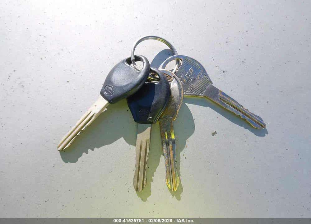 2002 NISSAN SENTRA GXE VIN: 3N1CB51D52L669248