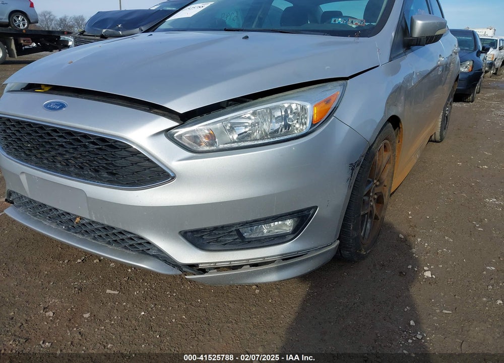 2015 FORD FOCUS VIN: 1FADP3F22FL362268