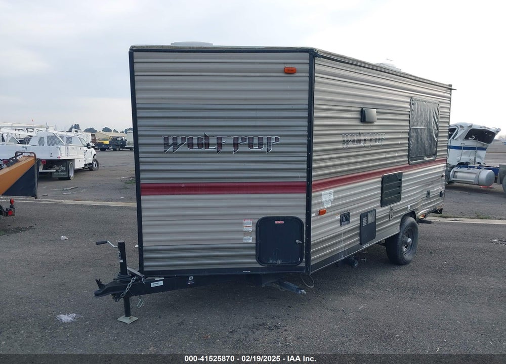 2018 FORESTRIVER WOLF PUP VIN: 4X4TCK519JK051028