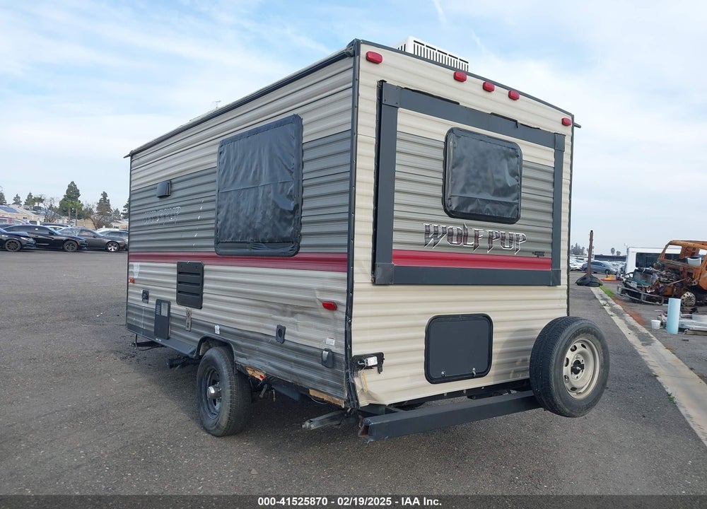 2018 FORESTRIVER WOLF PUP VIN: 4X4TCK519JK051028