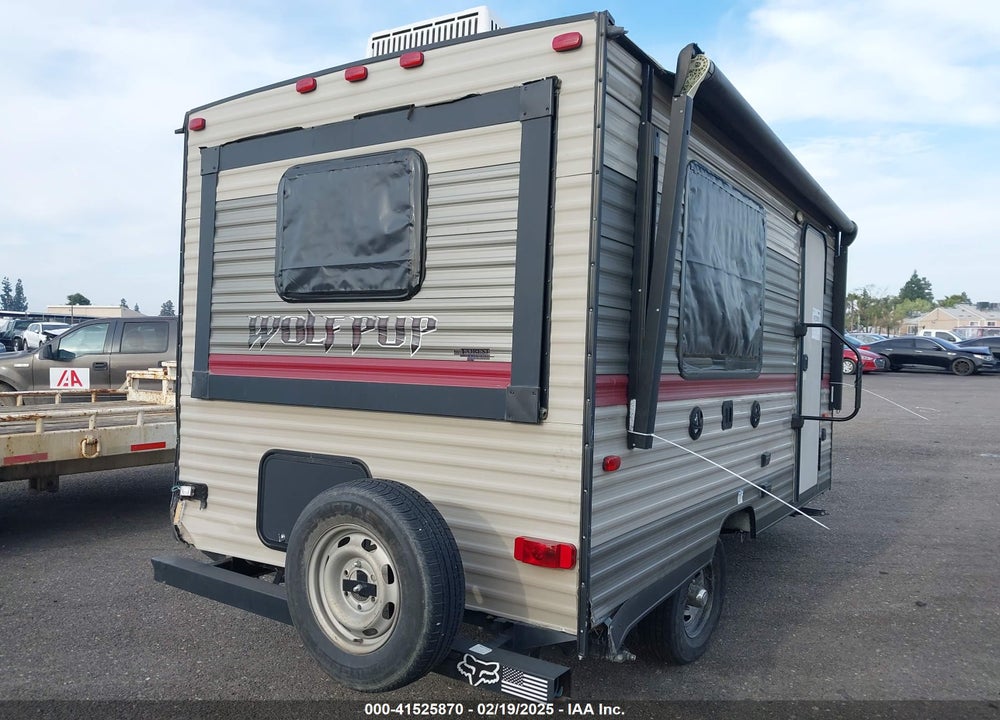2018 FORESTRIVER WOLF PUP VIN: 4X4TCK519JK051028