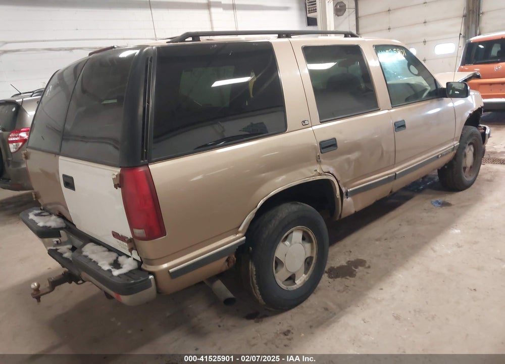 1999 CHEVROLET TAHOE LS VIN: 1GNEK13R3XJ449197