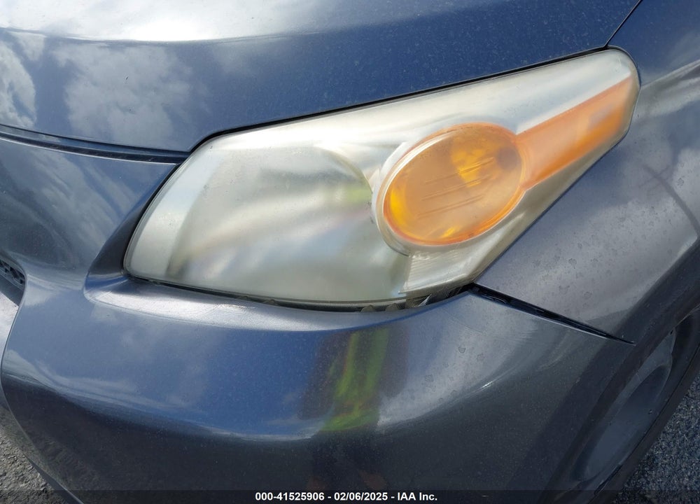 2011 SCION XD VIN: JTKKU4B41B1011664