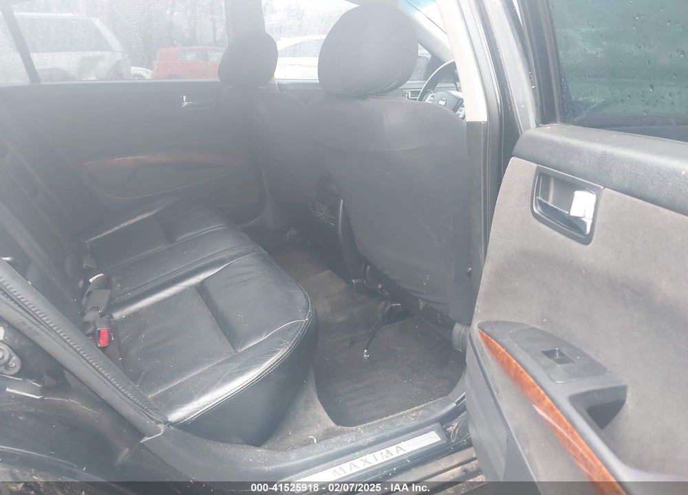 2005 NISSAN MAXIMA 3.5 SL VIN: 1N4BA41E05C850276