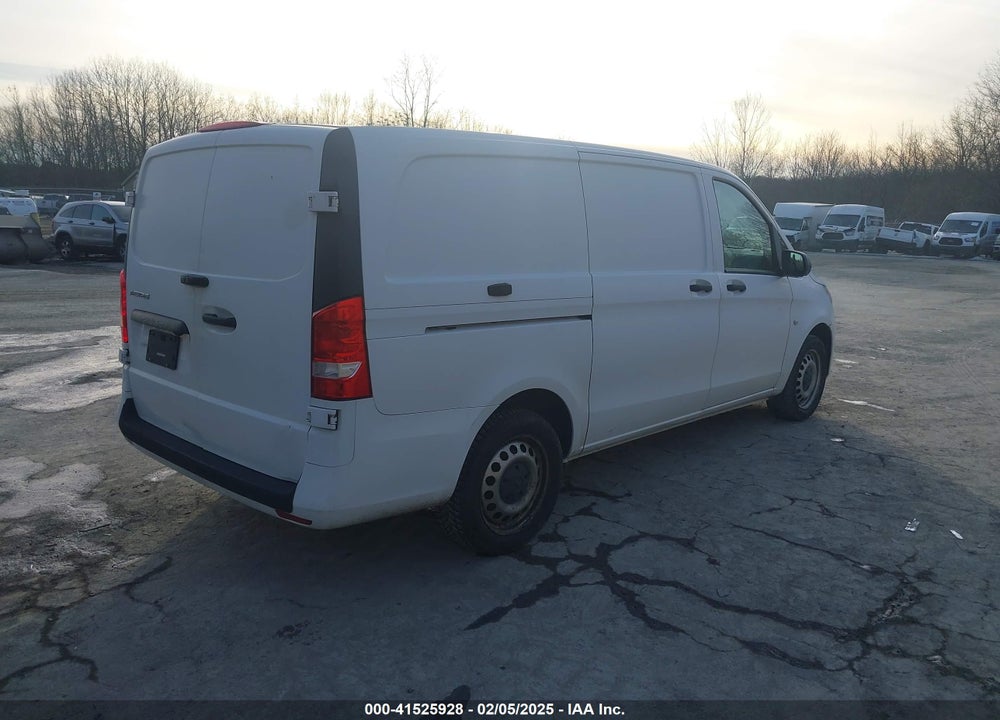 2017 MERCEDES-BENZ METRIS VIN: WD3PG2EA4H3260381