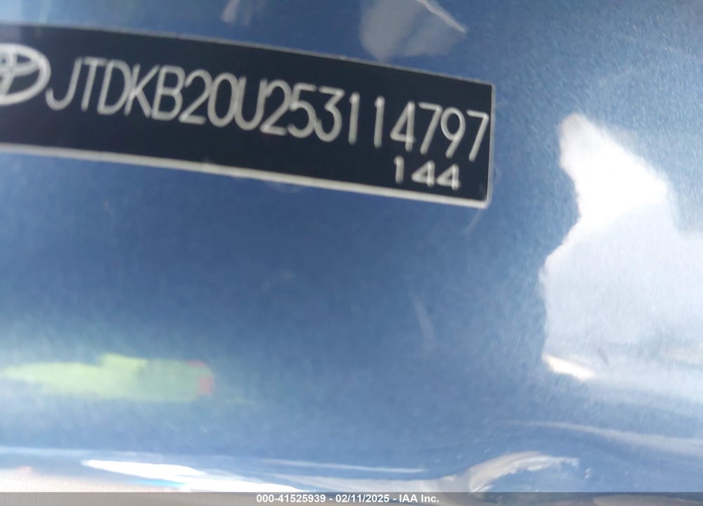 2005 TOYOTA PRIUS VIN: JTDKB20U253114797