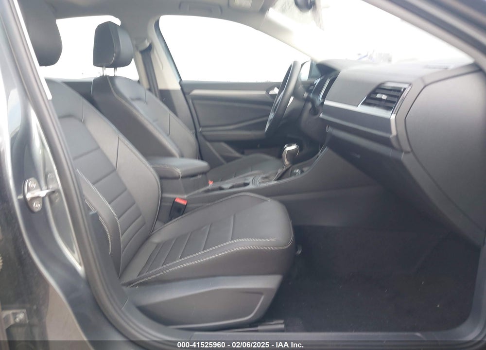 2024 VOLKSWAGEN JETTA 1.5T SE VIN: 3VW7M7BU4RM073049