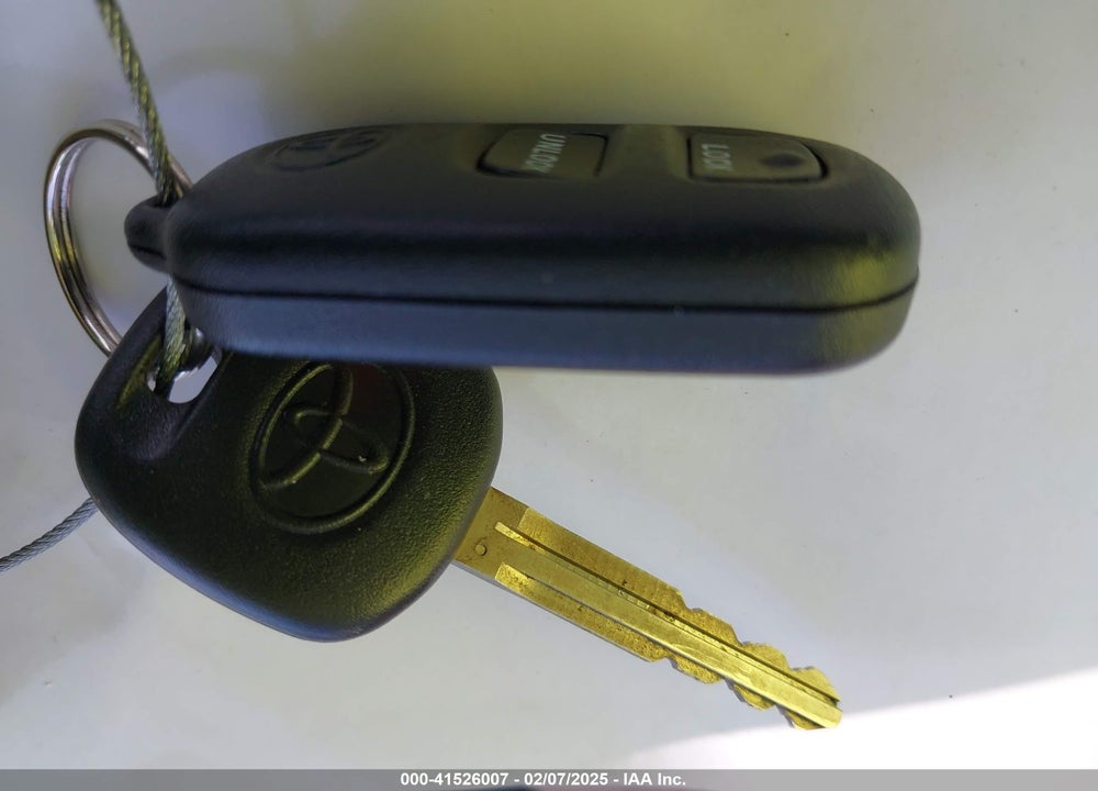2007 TOYOTA COROLLA S VIN: 1NXBR32E77Z848495