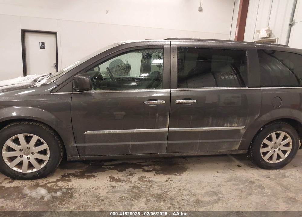 2016 CHRYSLER TOWN & COUNTRY TOURING VIN: 2C4RC1BG0GR261188