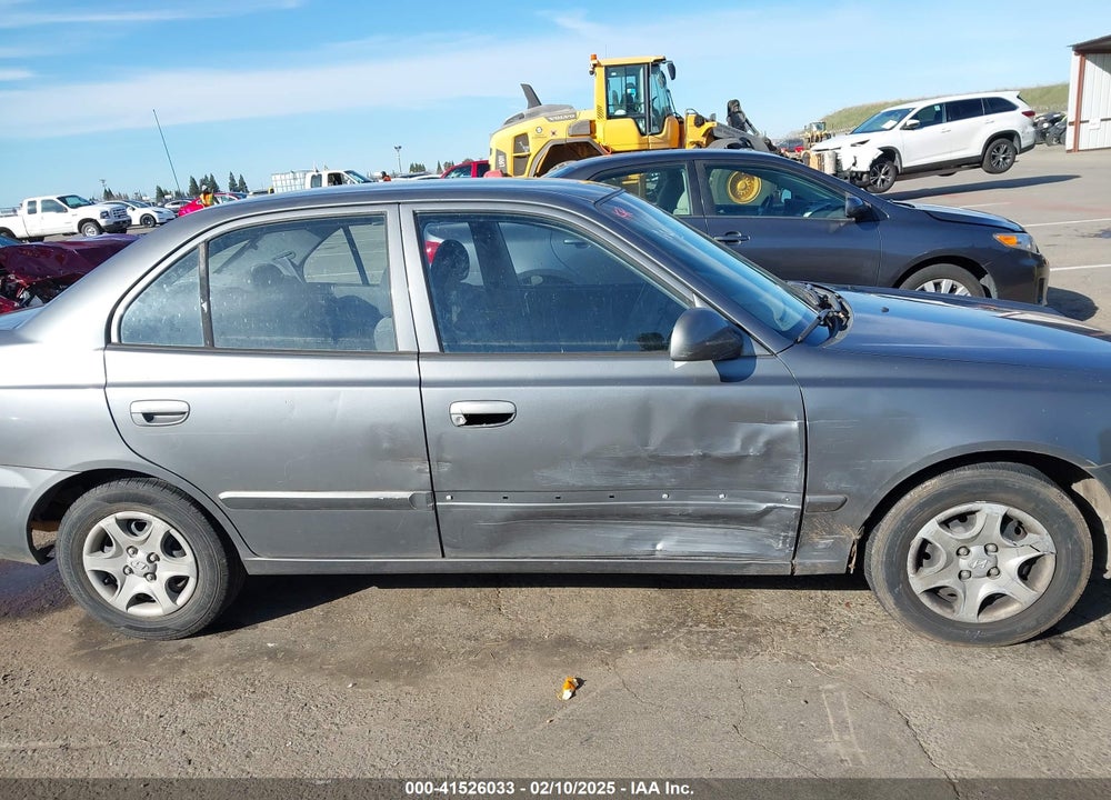 2004 HYUNDAI ACCENT GL VIN: KMHCG45C04U531177