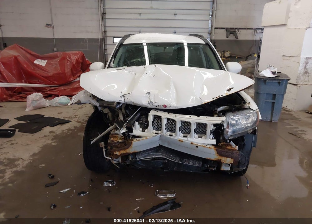 2014 JEEP COMPASS LATITUDE VIN: 1C4NJDEB7ED670696