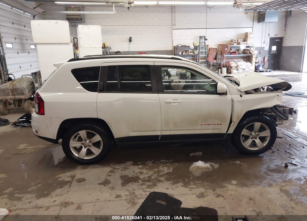 2014 JEEP COMPASS LATITUDE VIN: 1C4NJDEB7ED670696