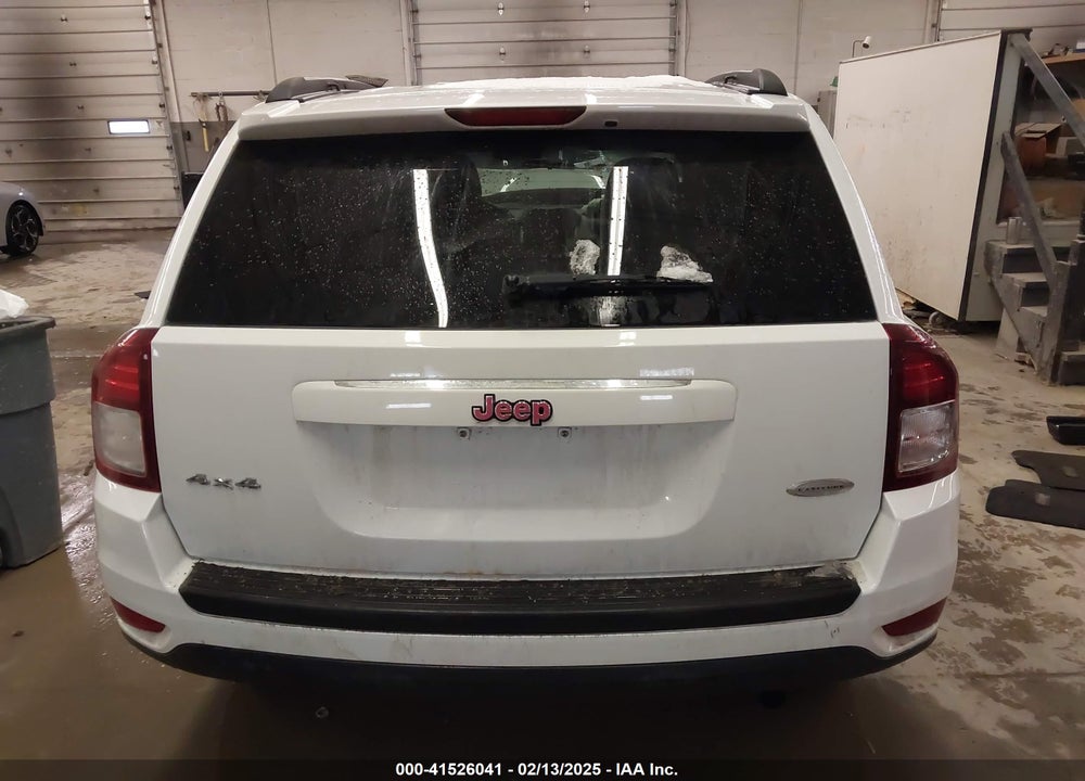 2014 JEEP COMPASS LATITUDE VIN: 1C4NJDEB7ED670696