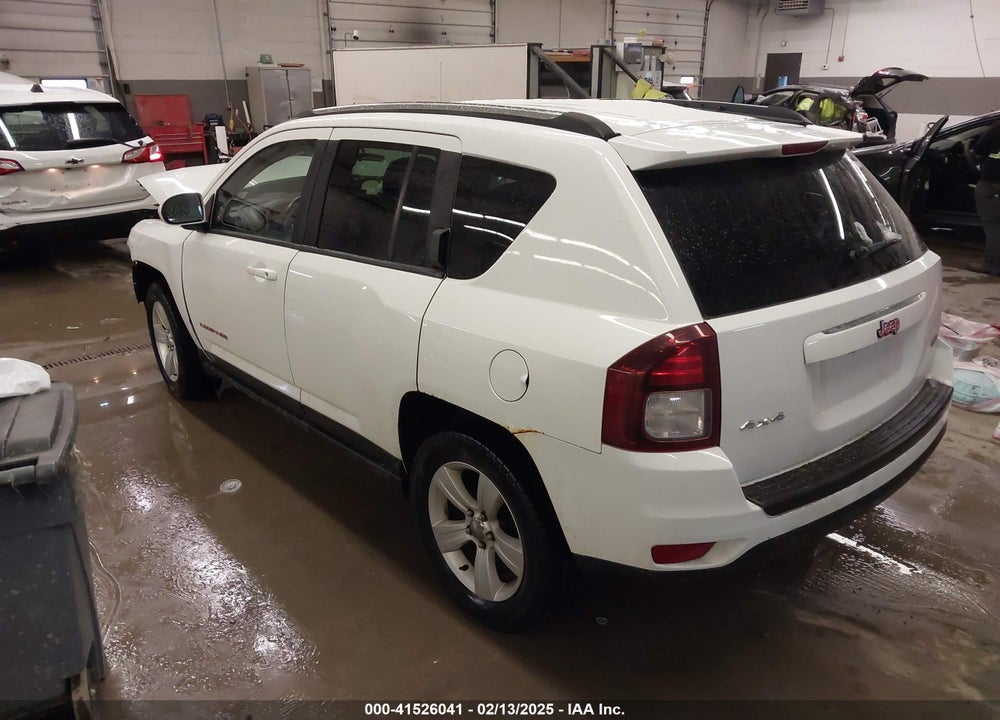 2014 JEEP COMPASS LATITUDE VIN: 1C4NJDEB7ED670696