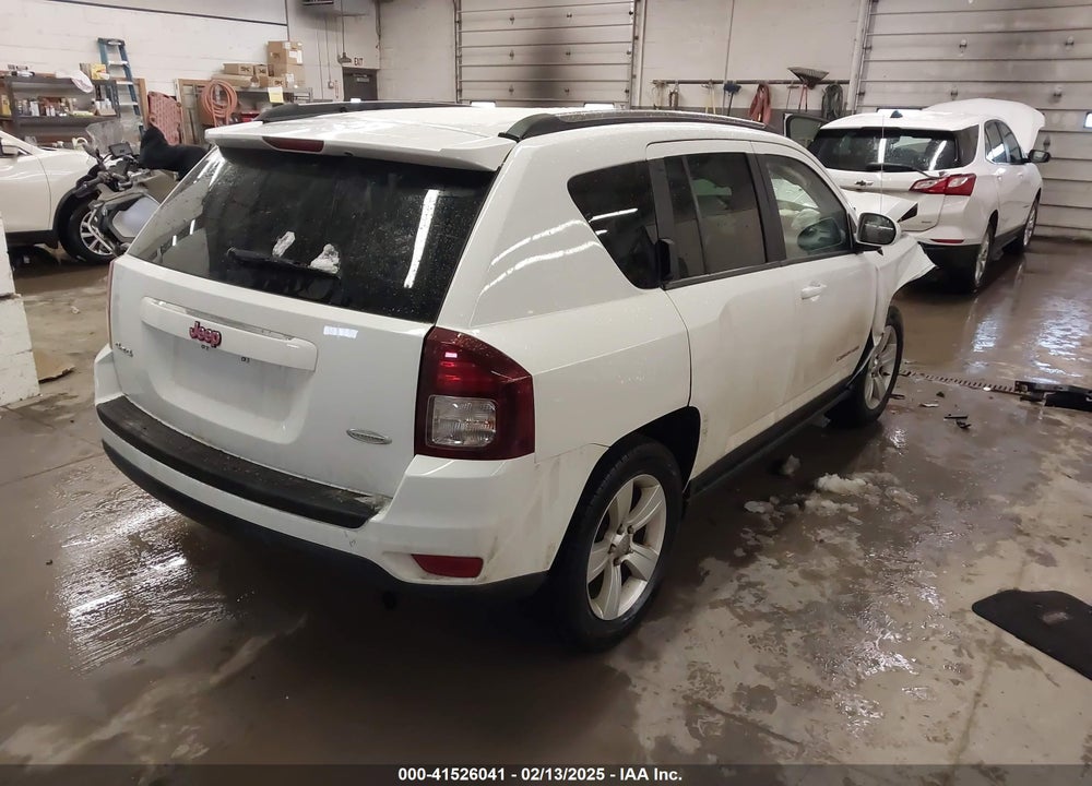 2014 JEEP COMPASS LATITUDE VIN: 1C4NJDEB7ED670696