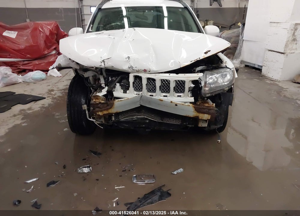 2014 JEEP COMPASS LATITUDE VIN: 1C4NJDEB7ED670696