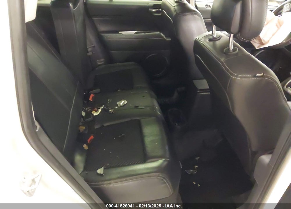 2014 JEEP COMPASS LATITUDE VIN: 1C4NJDEB7ED670696