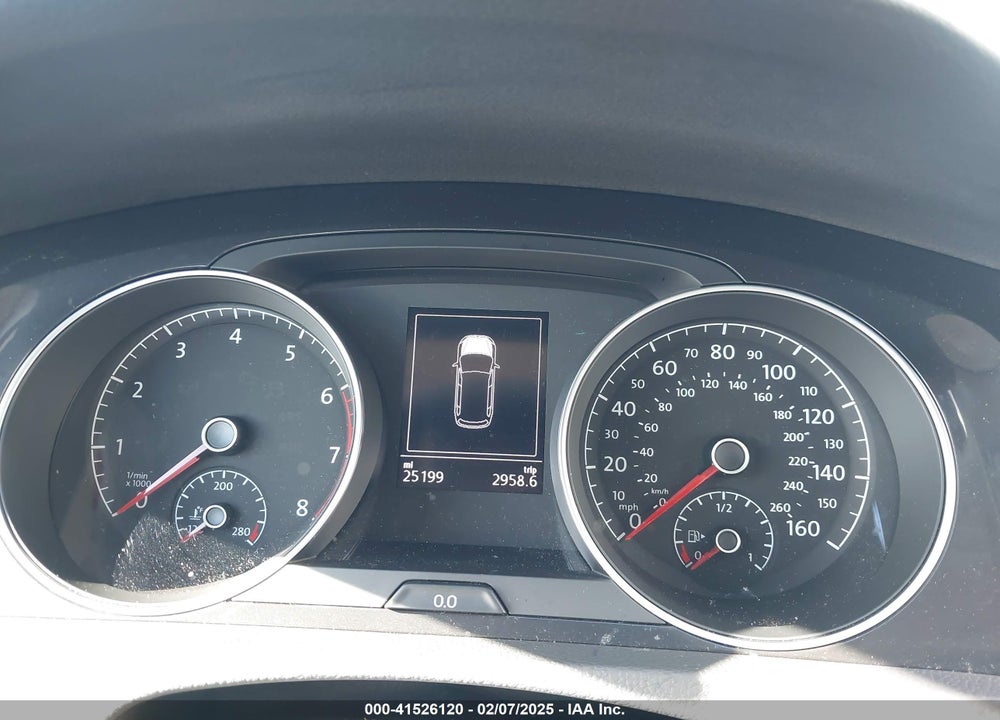 2018 VOLKSWAGEN GOLF SPORTWAGEN VIN: 3VWD17AUXJM752387