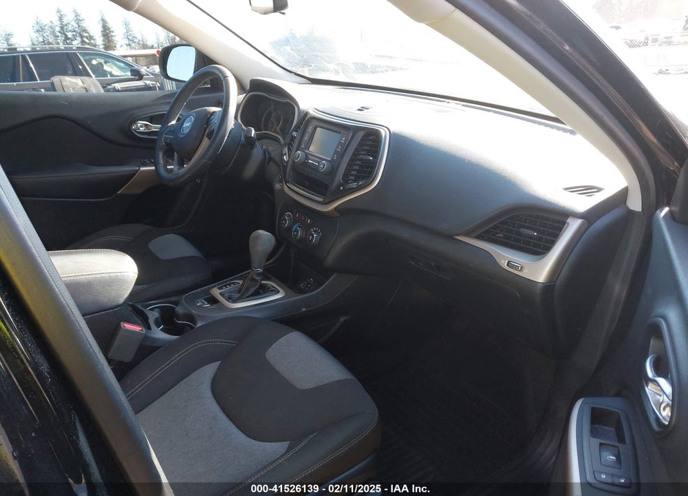 2018 JEEP CHEROKEE VIN: 1C4PJLCX9JD612018