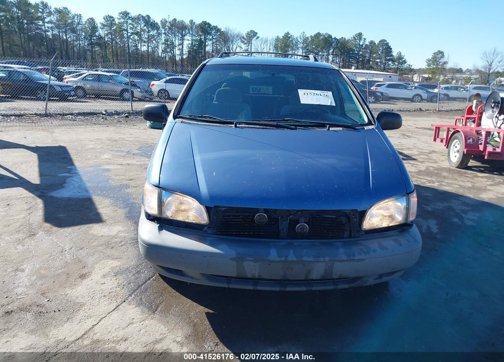 2000 TOYOTA SIENNA VIN: 4T3ZF13C0YU242330