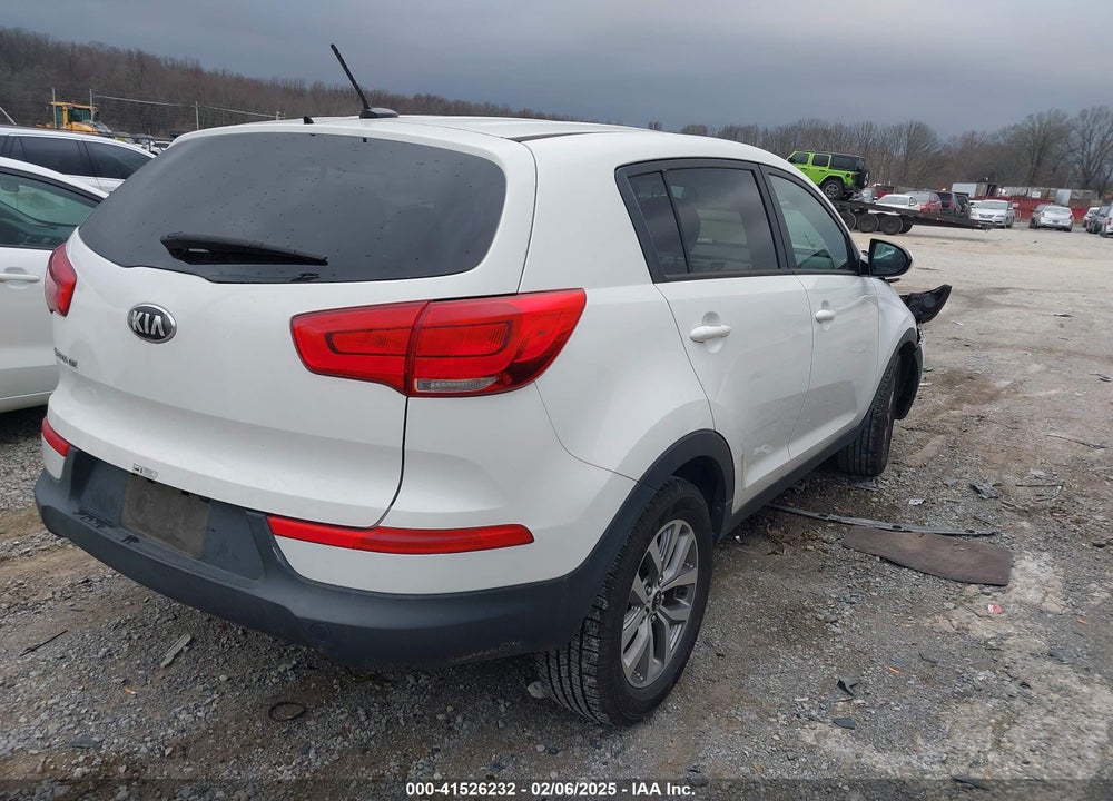 2016 KIA SPORTAGE LX VIN: KNDPB3AC6G7838389