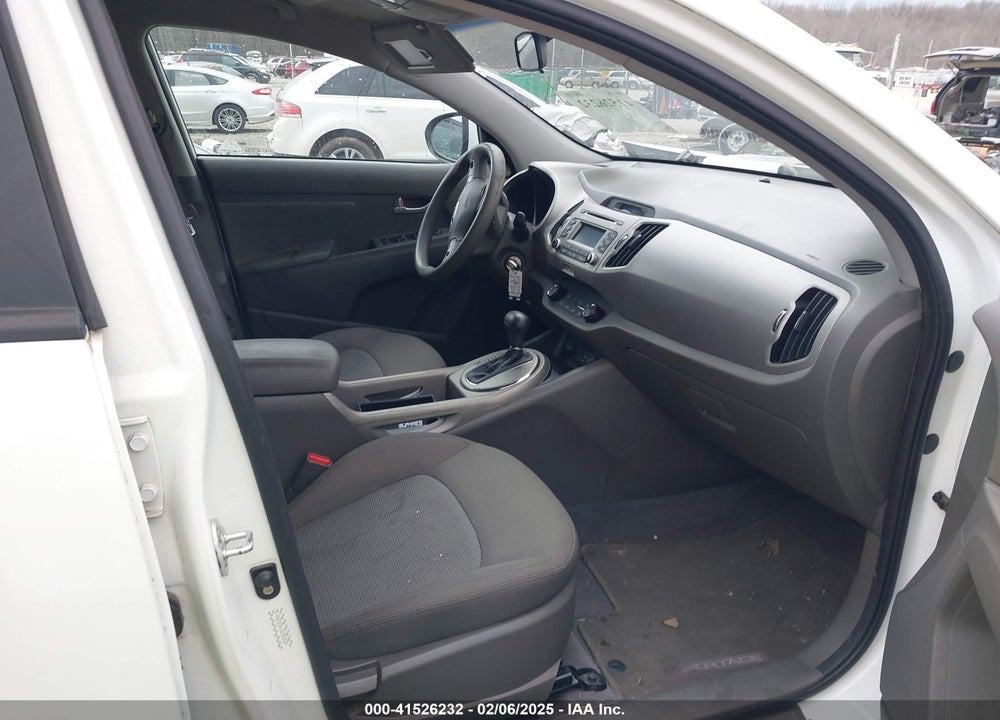 2016 KIA SPORTAGE LX VIN: KNDPB3AC6G7838389