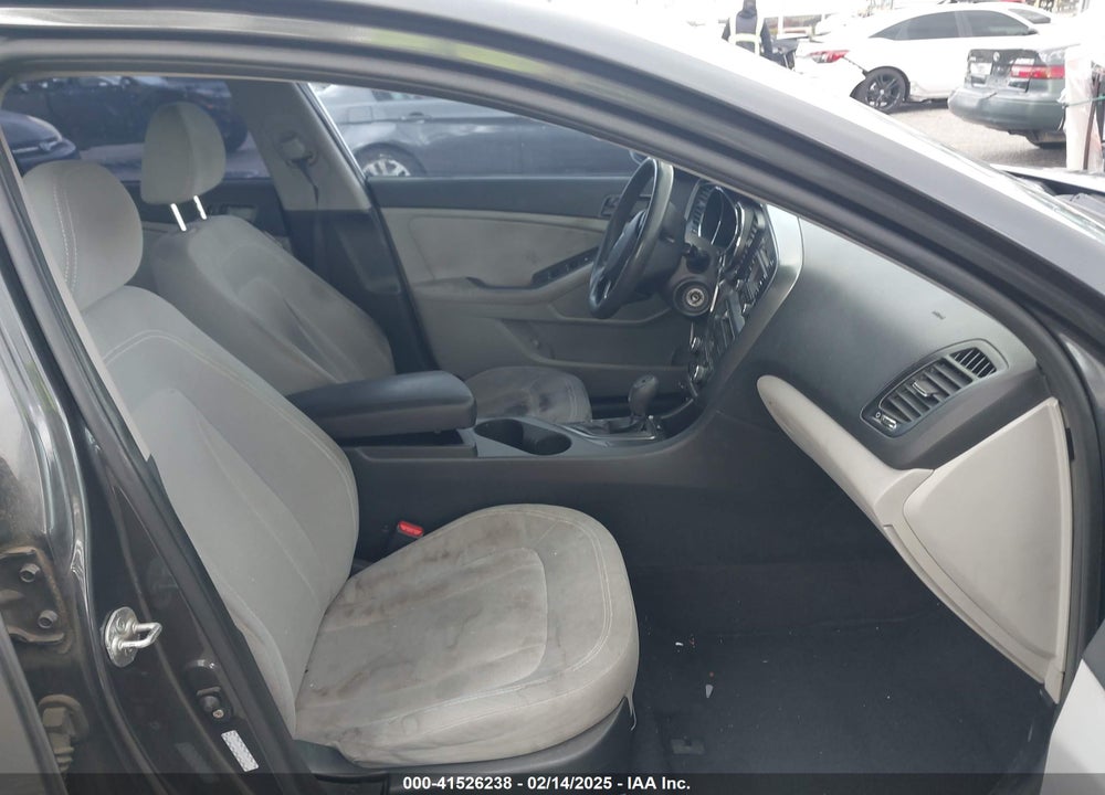 2011 KIA OPTIMA LX VIN: KNAGM4A72B5116051