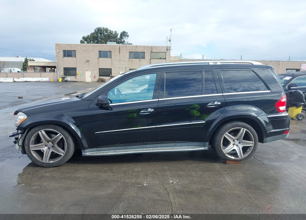 2011 MERCEDES-BENZ GL 550 VIN: 4JGBF8GE5BA643105