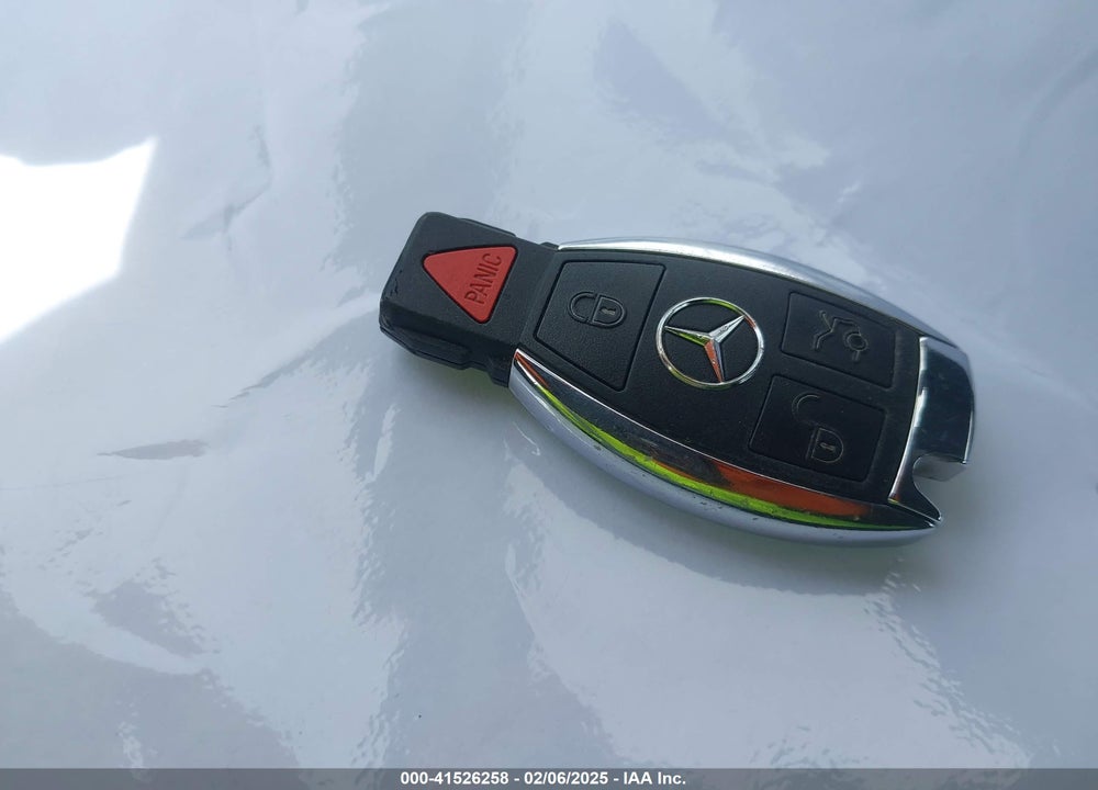 2011 MERCEDES-BENZ GL 550 VIN: 4JGBF8GE5BA643105