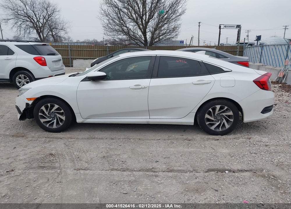 2018 HONDA CIVIC VIN: 19XFC2F76JE207843