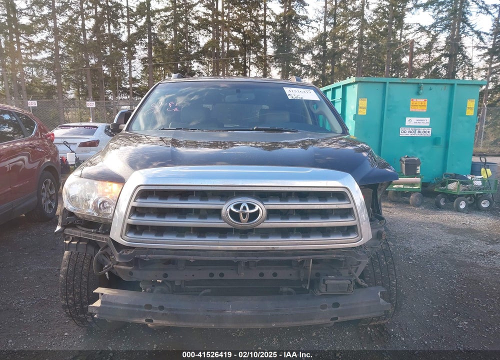 2011 TOYOTA SEQUOIA PLATINUM 5.7L V8 VIN: 5TDDY5G10BS048023