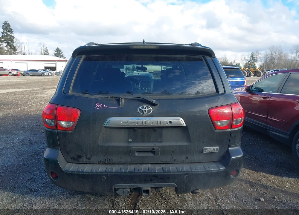 2011 TOYOTA SEQUOIA PLATINUM 5.7L V8 VIN: 5TDDY5G10BS048023