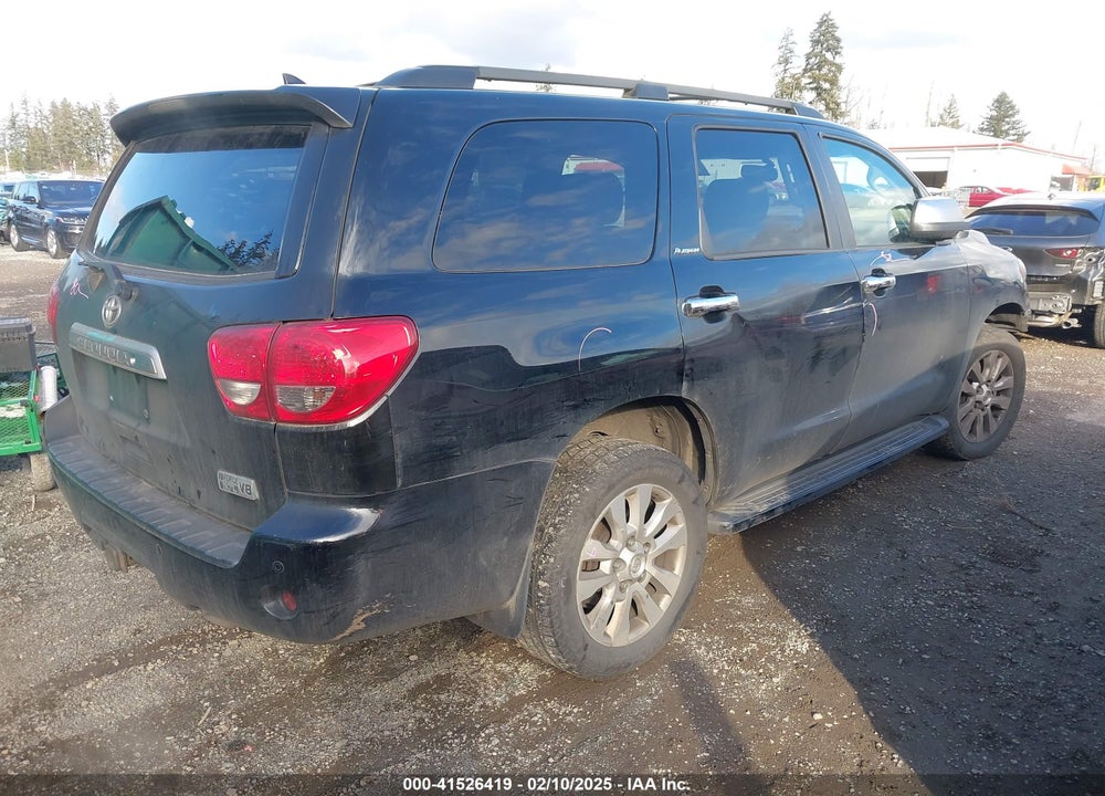 2011 TOYOTA SEQUOIA PLATINUM 5.7L V8 VIN: 5TDDY5G10BS048023