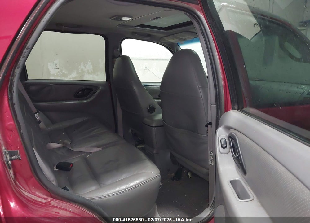2001 FORD ESCAPE XLT VIN: 1FMYU04121KA37255
