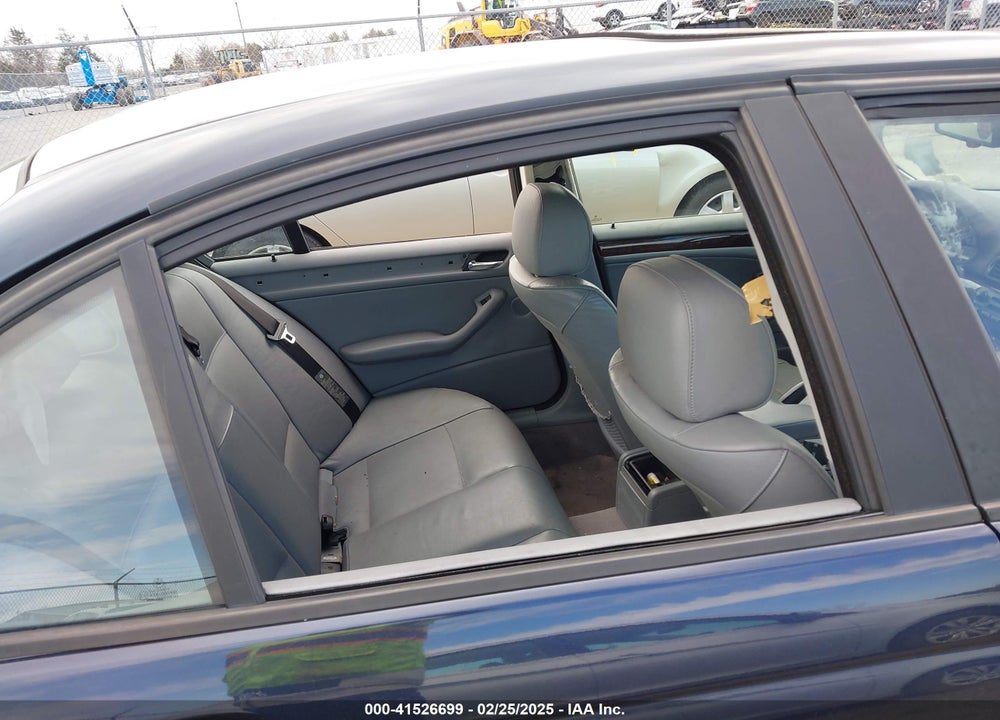 2003 BMW 325I VIN: WBAEV33413PD57254
