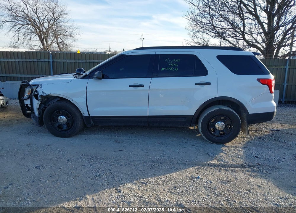 2016 FORD POLICE INTERCEPTOR VIN: 1FM5K8AT7GGA78375