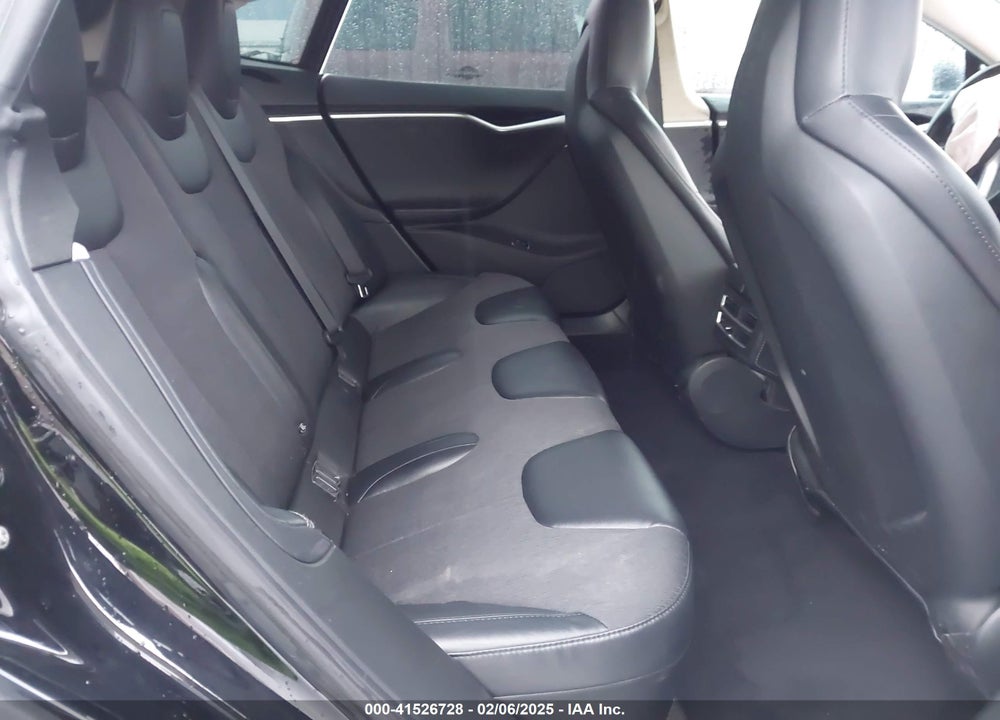 2016 TESLA MODEL S VIN: 5YJSA1E10GF131468