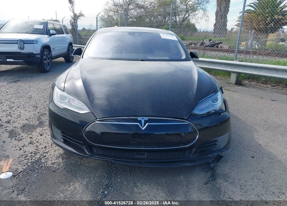 2016 TESLA MODEL S VIN: 5YJSA1E10GF131468