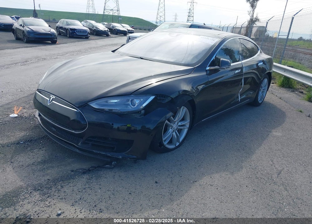 2016 TESLA MODEL S VIN: 5YJSA1E10GF131468