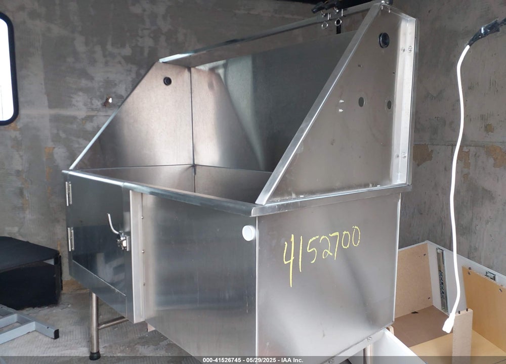 2024 BRAVO TRAILERS ENCLOSED TRAILER VIN: 542BE1621RB044989