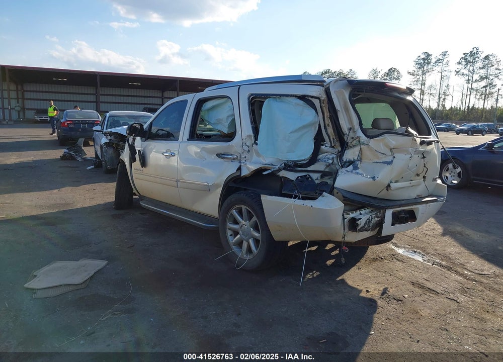2013 GMC YUKON DENALI VIN: 1GKS1EEF6DR278035