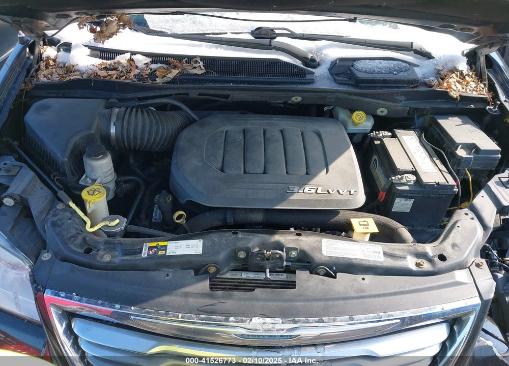 2013 CHRYSLER TOWN & COUNTRY VIN: 2C4RC1CG4DR595833