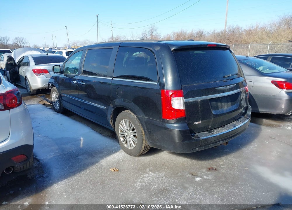 2013 CHRYSLER TOWN & COUNTRY VIN: 2C4RC1CG4DR595833