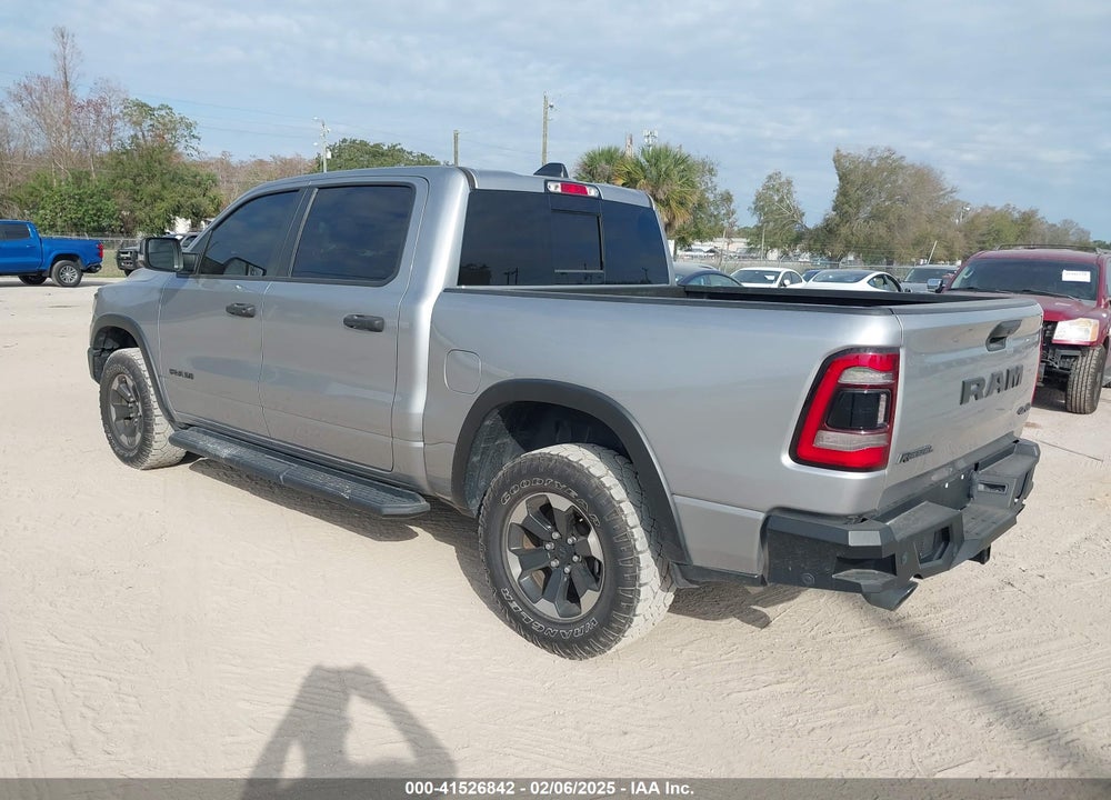 2022 RAM 1500 VIN: 1C6SRFLM7NN206711