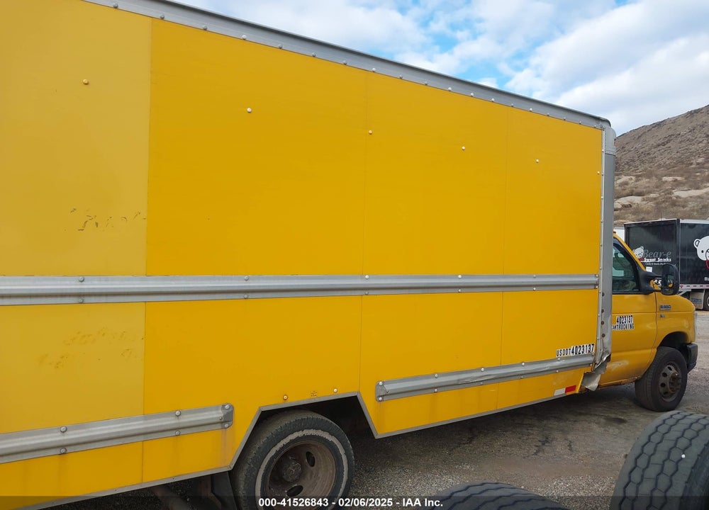 2011 FORD E-350 CUTAWAY VIN: 1FDWE3FL7BDA91743
