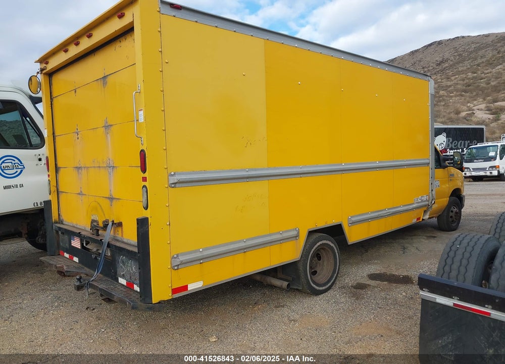 2011 FORD E-350 CUTAWAY VIN: 1FDWE3FL7BDA91743