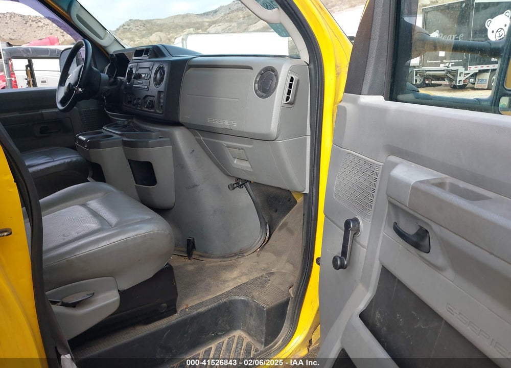 2011 FORD E-350 CUTAWAY VIN: 1FDWE3FL7BDA91743